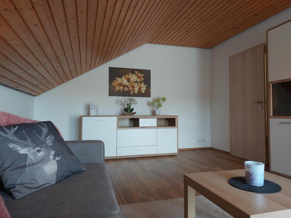 Moderne Ferienwohnung - Neu Renoviert - Ruhige Lage Waldachtal Exterior photo