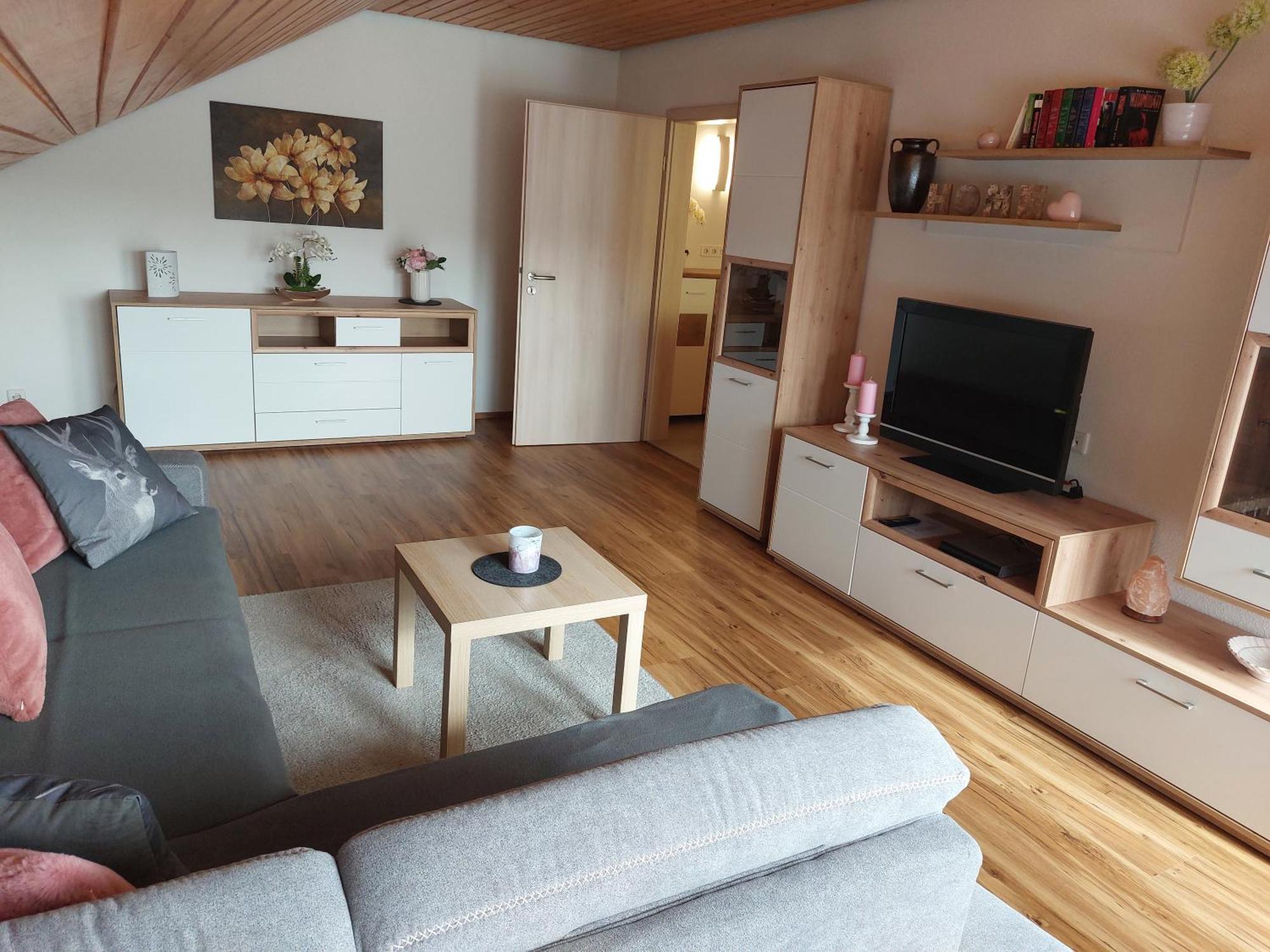 Moderne Ferienwohnung - Neu Renoviert - Ruhige Lage Waldachtal Exterior photo