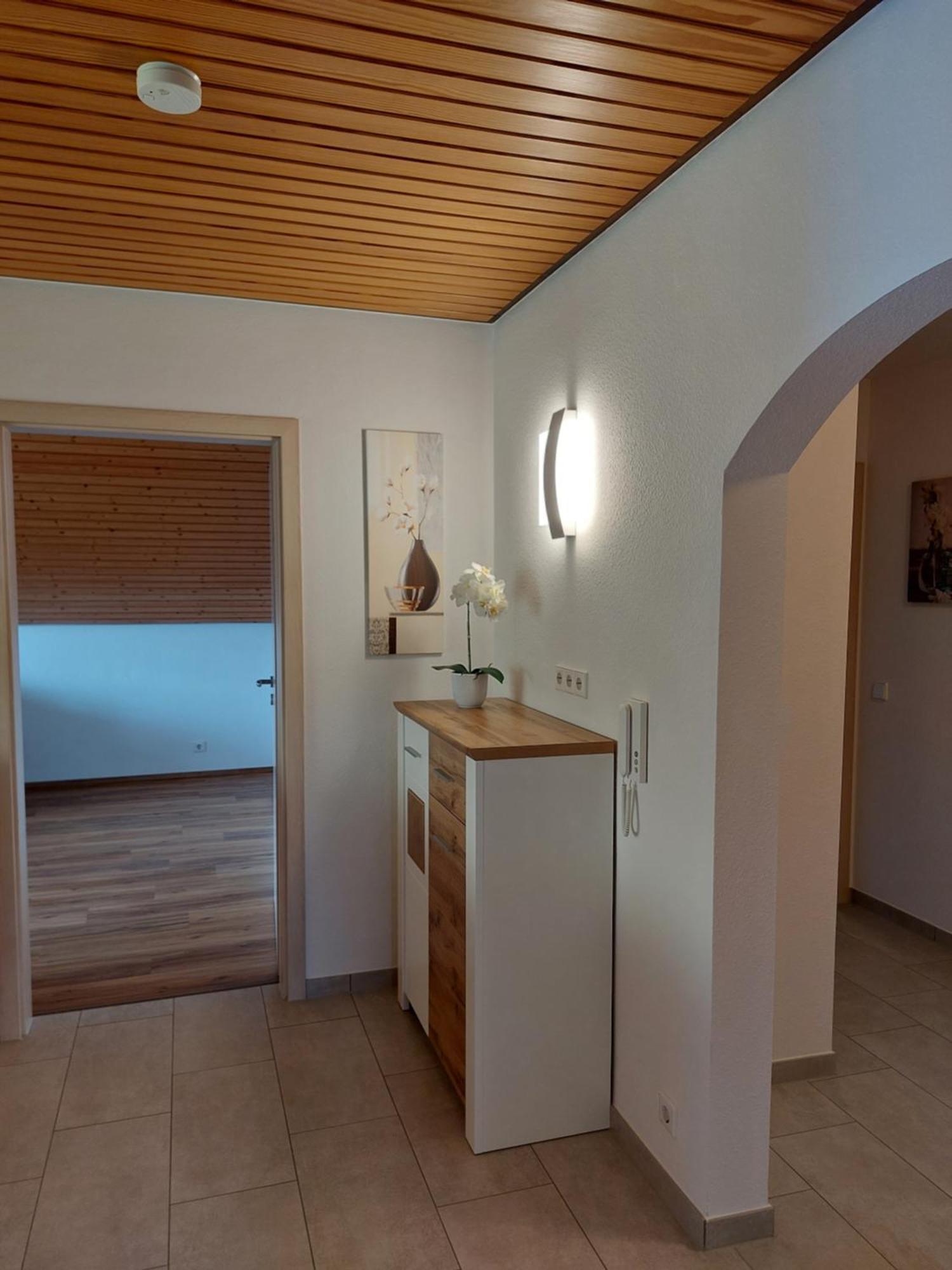 Moderne Ferienwohnung - Neu Renoviert - Ruhige Lage Waldachtal Exterior photo